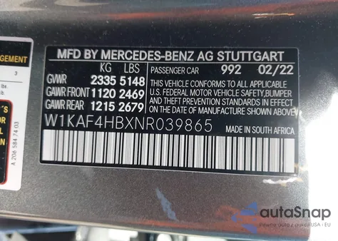2022 Mercedes-Benz C 300 4Matic z USA, uszkodzony, nr VIN W1KAF4HBXNR039865
